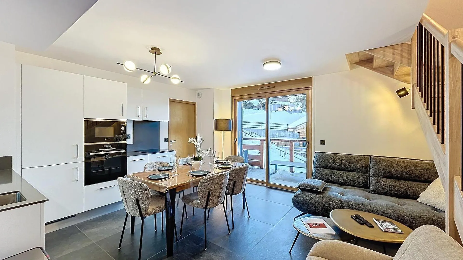 Appartement Neuf 2 Chambres Pres Des Pistes A Combloux Avec Parking - Fr-1-560-158
